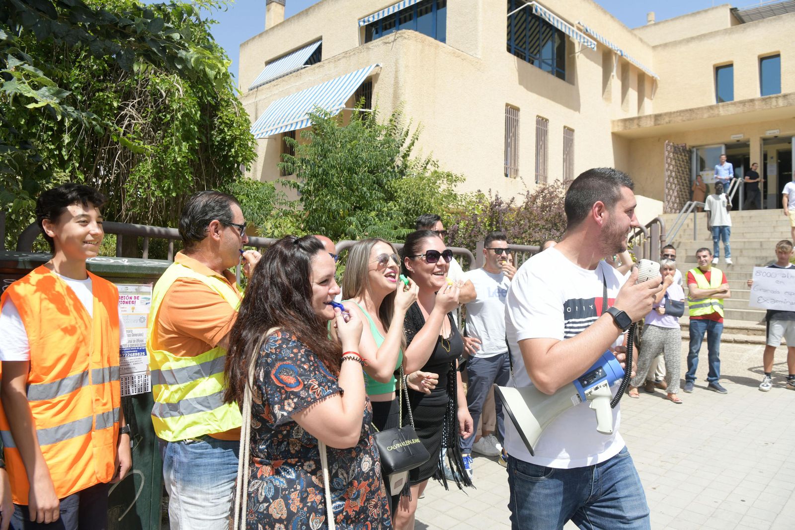Las autoescuelas denuncian las largas listas de espera para realizar el examen práctico en Granada