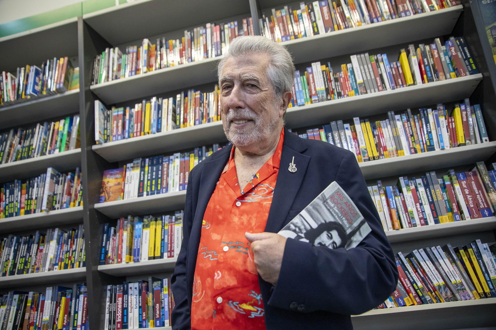 Helena Moreno Padilla recibe el XX Premio Jordi Sierra Fabra para jóvenes escritores en la Librería Picasso de Almería