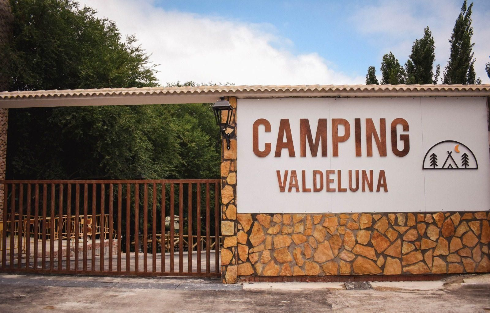 Así es el nuevo camping Valdeluna en Valdepeñas, en plena Sierra Sur de Jaén