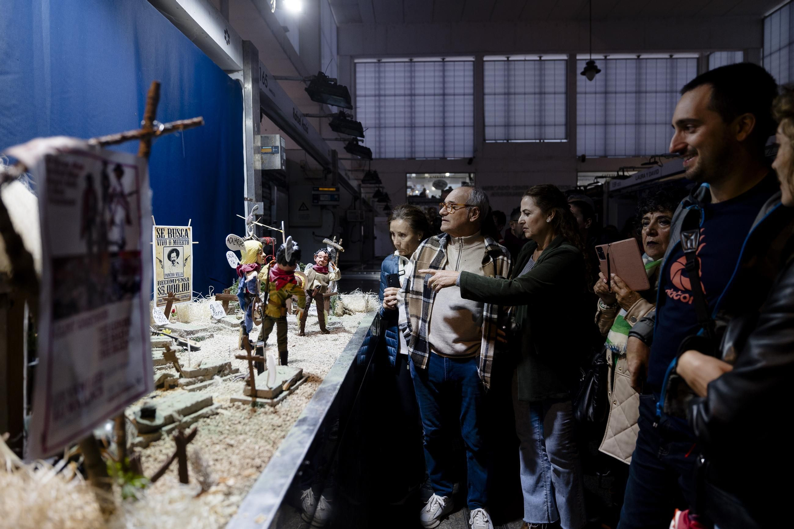 Imágenes de la celebración de los Tosantos en los mercados de Cádiz Imágenes de la celebración de los Tosantos en los mercados de Cádiz
