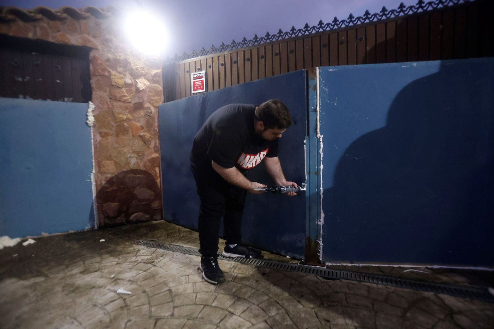 Desalojo de la urbanización La Cigüeña de Alcolea por la crecida del río Guadalquivir