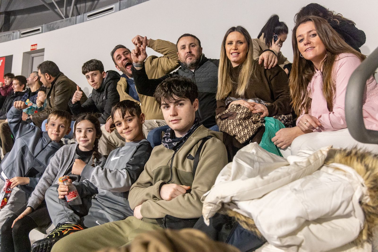 En imágenes: el Olivo Arena vibra con piruetas y motor en estado puro en el Soloflow Freestyle (1)
