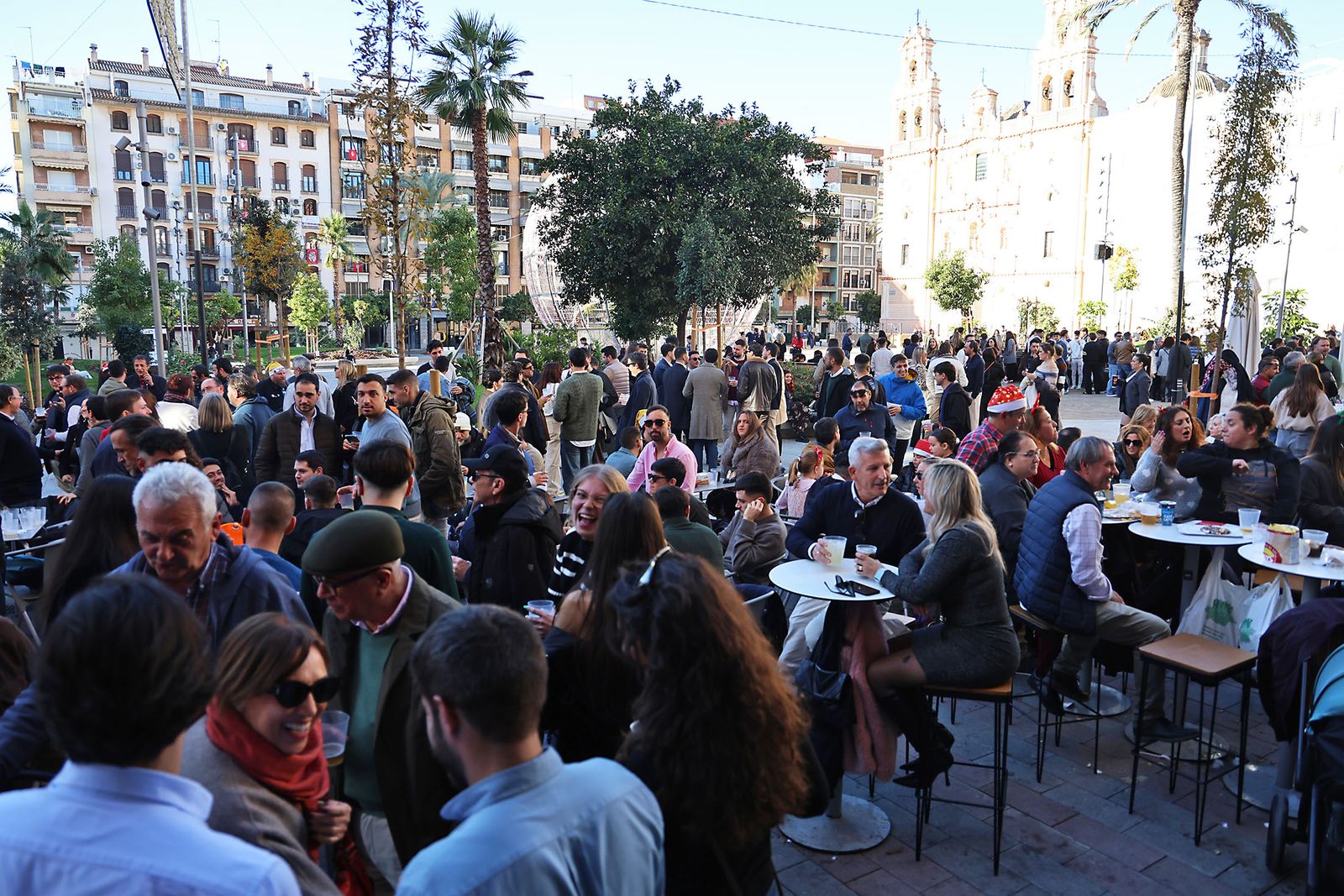 Imágenes de la fiesta del 24 de diciembre en las calle de Huelva