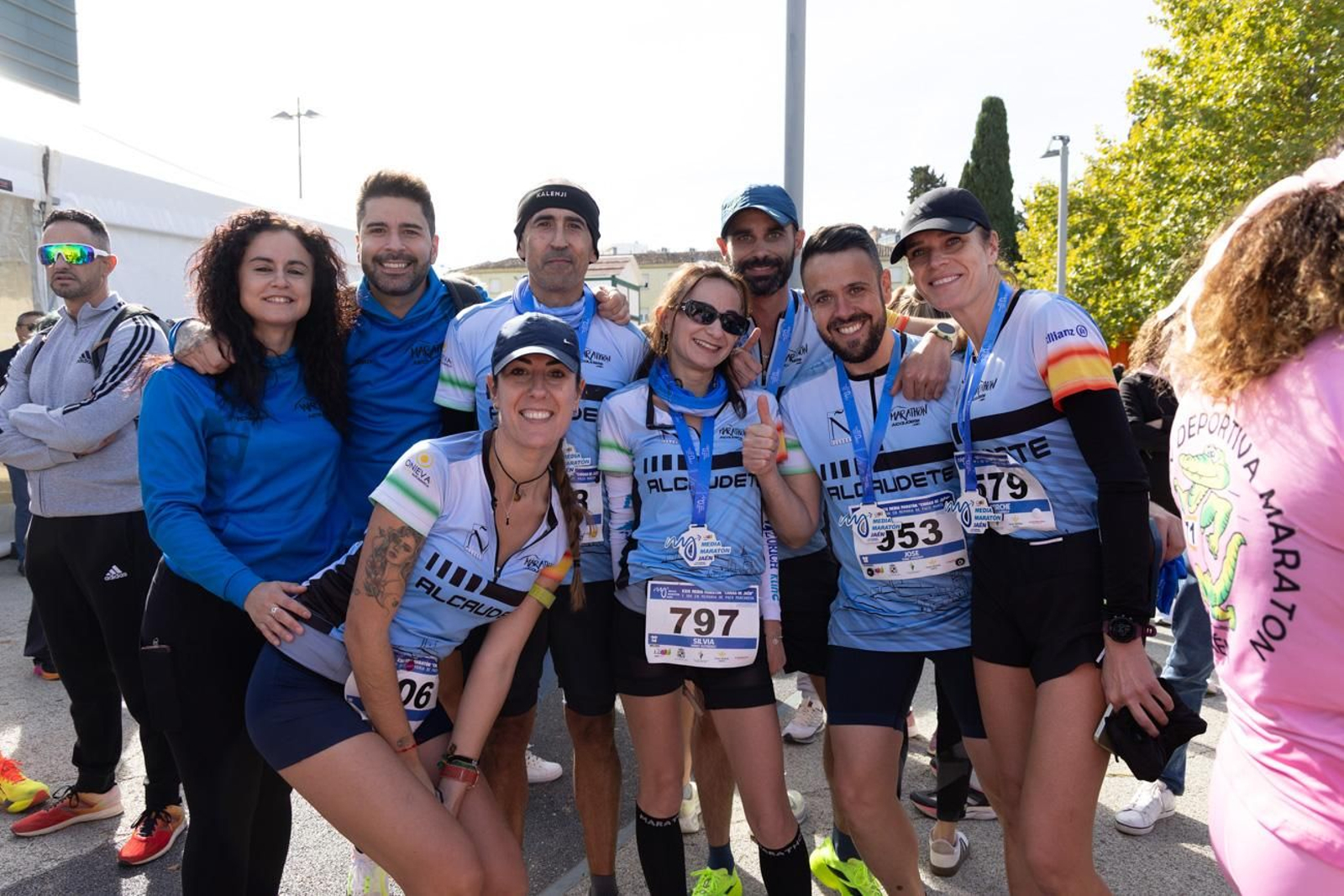 En imágenes: multitudinaria e histórica XXIX Media Maratón 'Ciudad de Jaén' y 10k en memoria de Paco Manzaneda