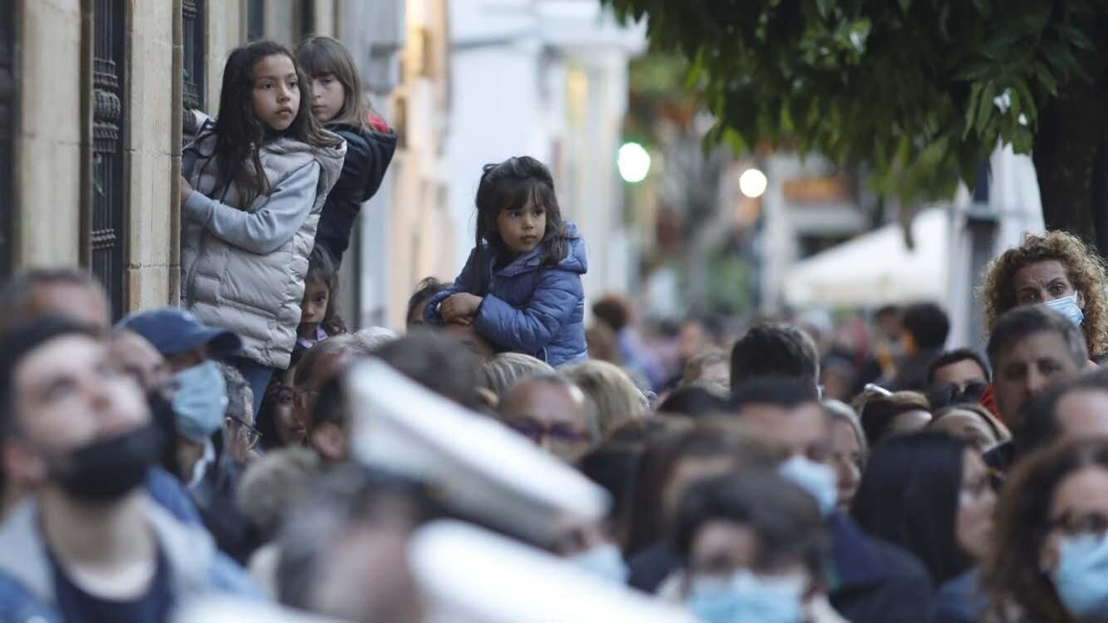 Las imágenes del Martes Santo en Tarifa: La Salud