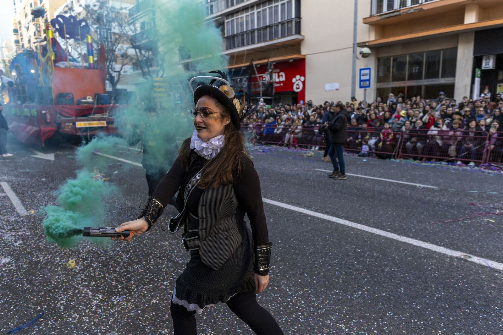 Las mejores imágenes de la Cabalgata del Carnaval de Cádiz 2026