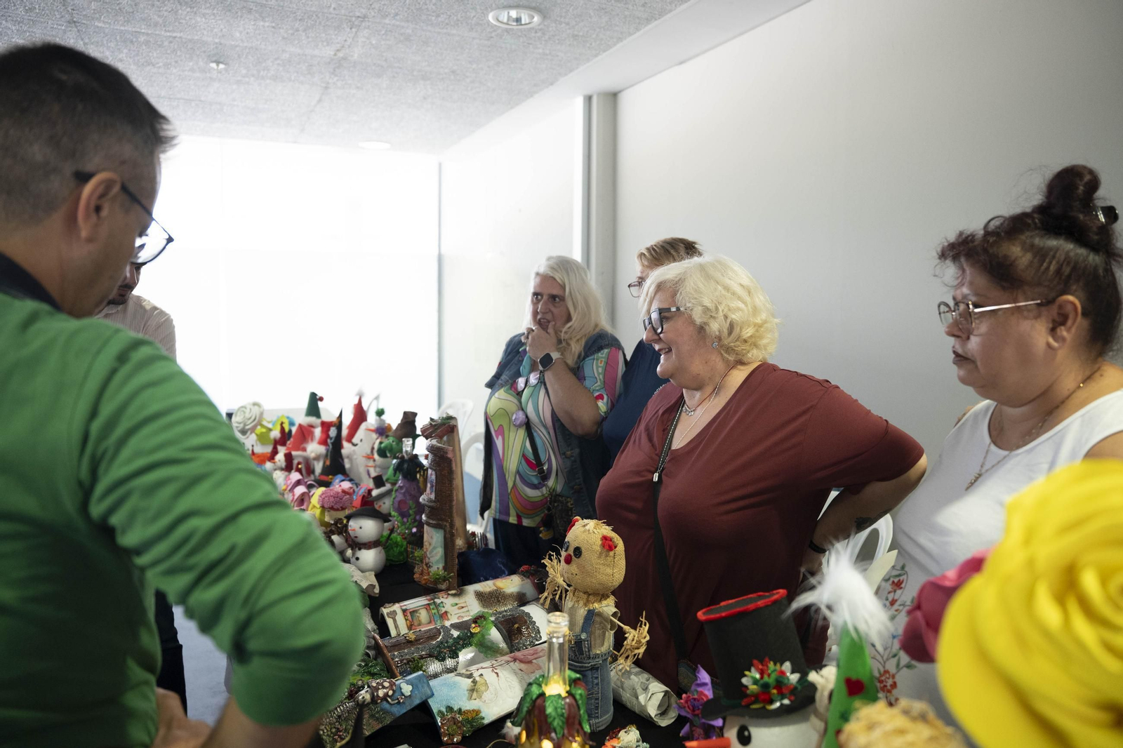 El encuentro Vecinal en el Palacio de Exposiciones y Congresos ‘Cabo de Gata – Ciudad de Almería’ de El Toyo, en imágenes