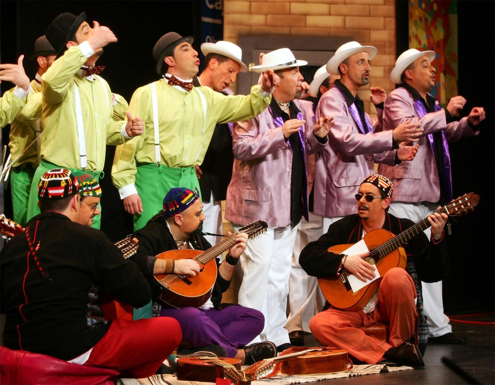 'La calle del arte' en 2008 fue el primer coro a pie que sacó Sevilla Pecci.