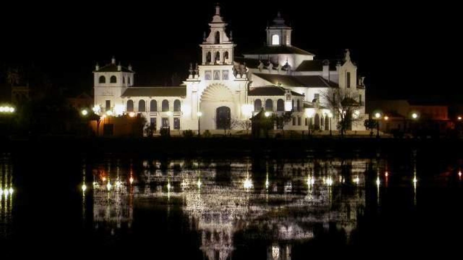 Santuario de la Virgen de El Rocío