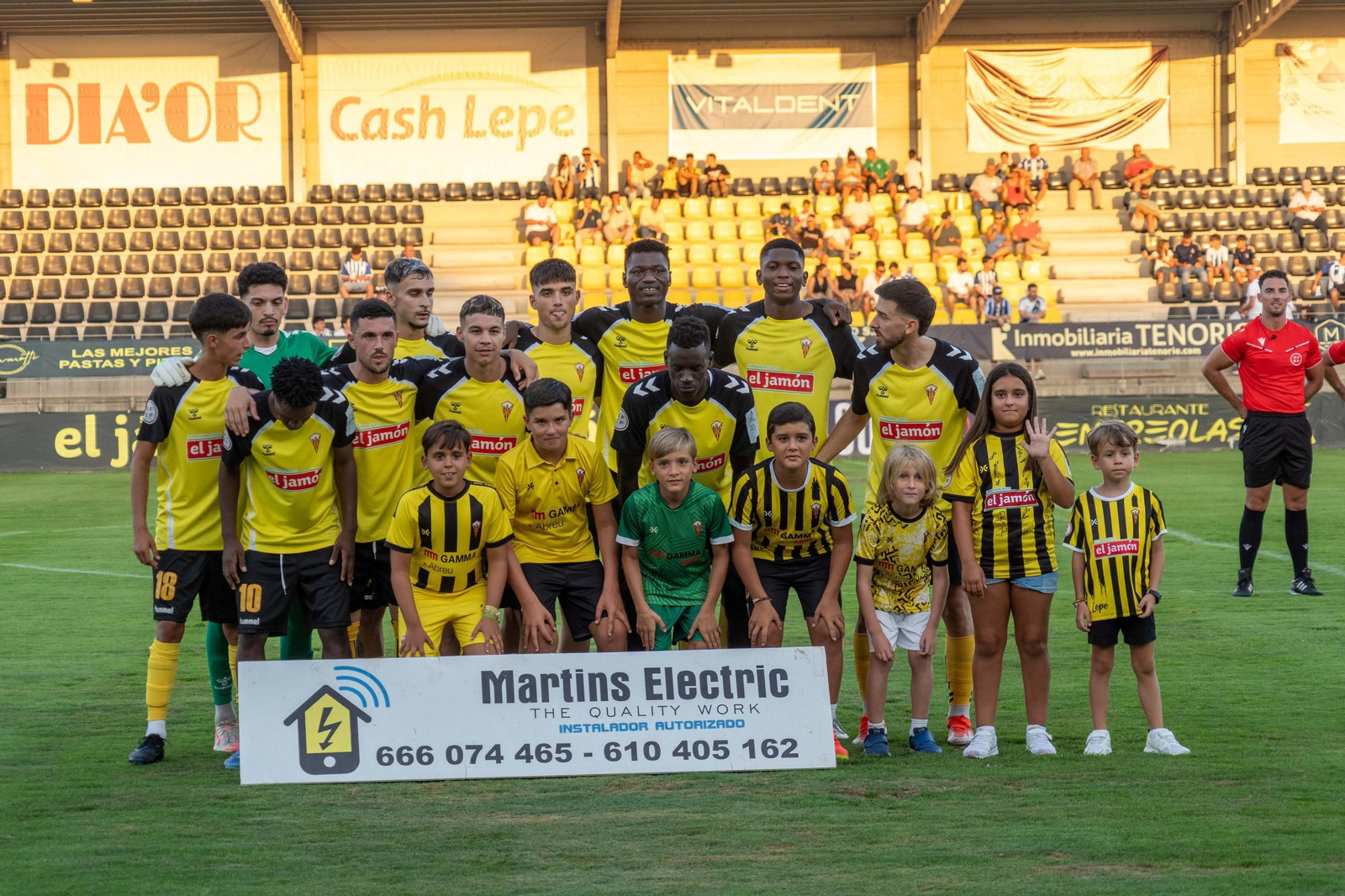 Imágenes del partido San Roque de Lepe - Recreativo de Huelva del Trofeo de la Bella
