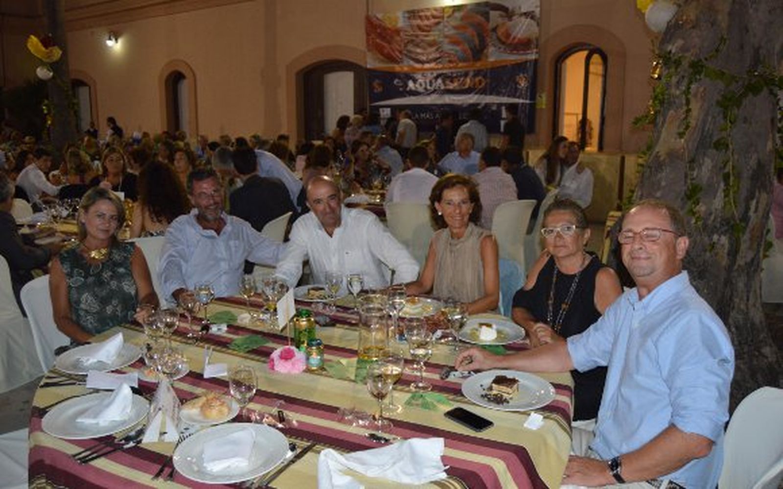 María López Varela, Álvaro Bedoya, Fernando Yrayzoz, Clara Ramos, Lourdes Roldán y Jaime Macpherson.

Foto: Ignacio Casas de Ciria