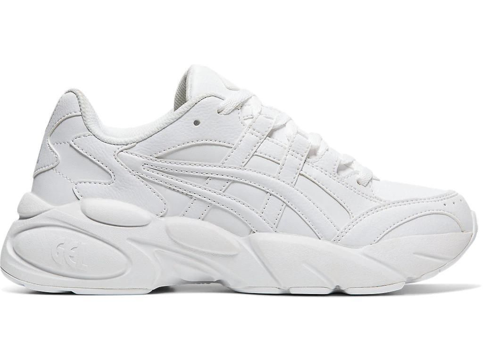 Las 20 zapatillas deportivas de mujer más buscadas