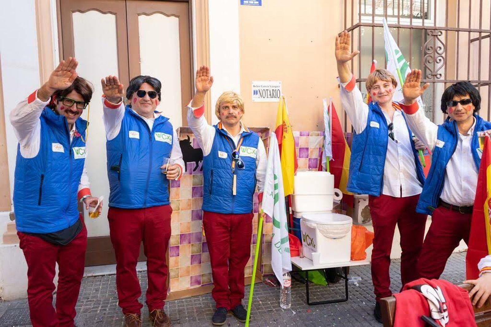 'Al fondo a la derecha', agrupación callejera del Carnaval 2019