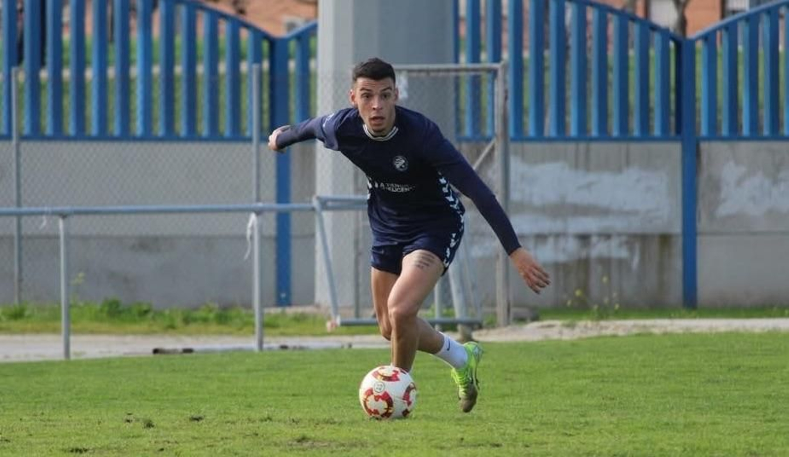 Sergio García, autor del 0-1 en La Línea, en el entrenamiento del miércoles en el Pedro Garrido.