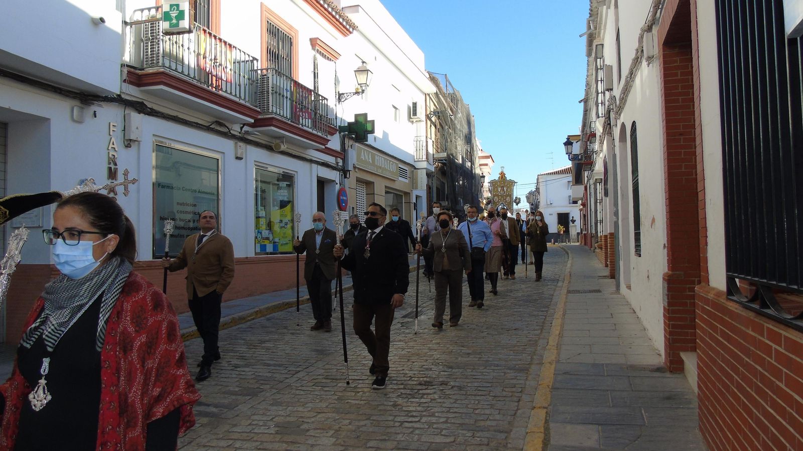 Procesión con el bendito Simpecado.