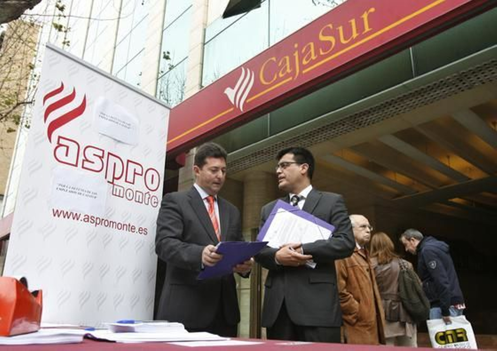 Cajasur y CCM fueron en 2009 las únicas cajas en números rojos