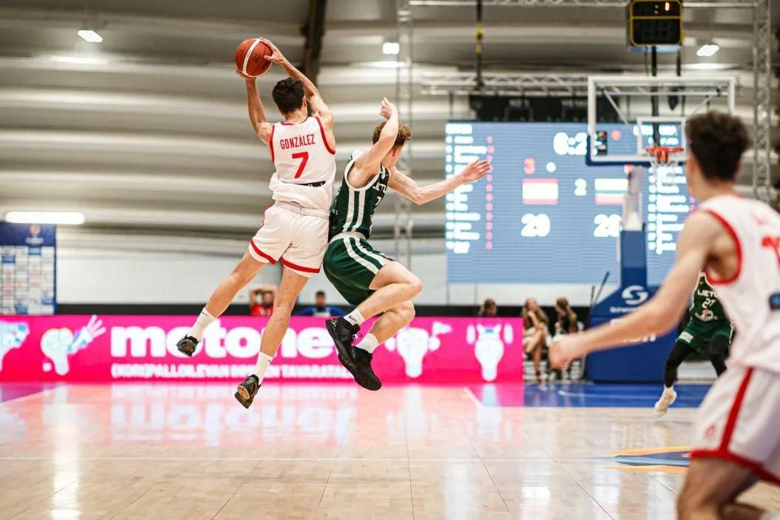 Mario Saint-Supéry, partido notable y una lección en el Europeo sub 18