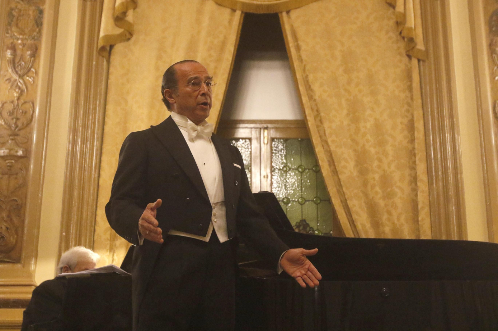 La gala lírica a beneficio de la Real Academia de Córdoba celebrada en el Círculo, en fotografías