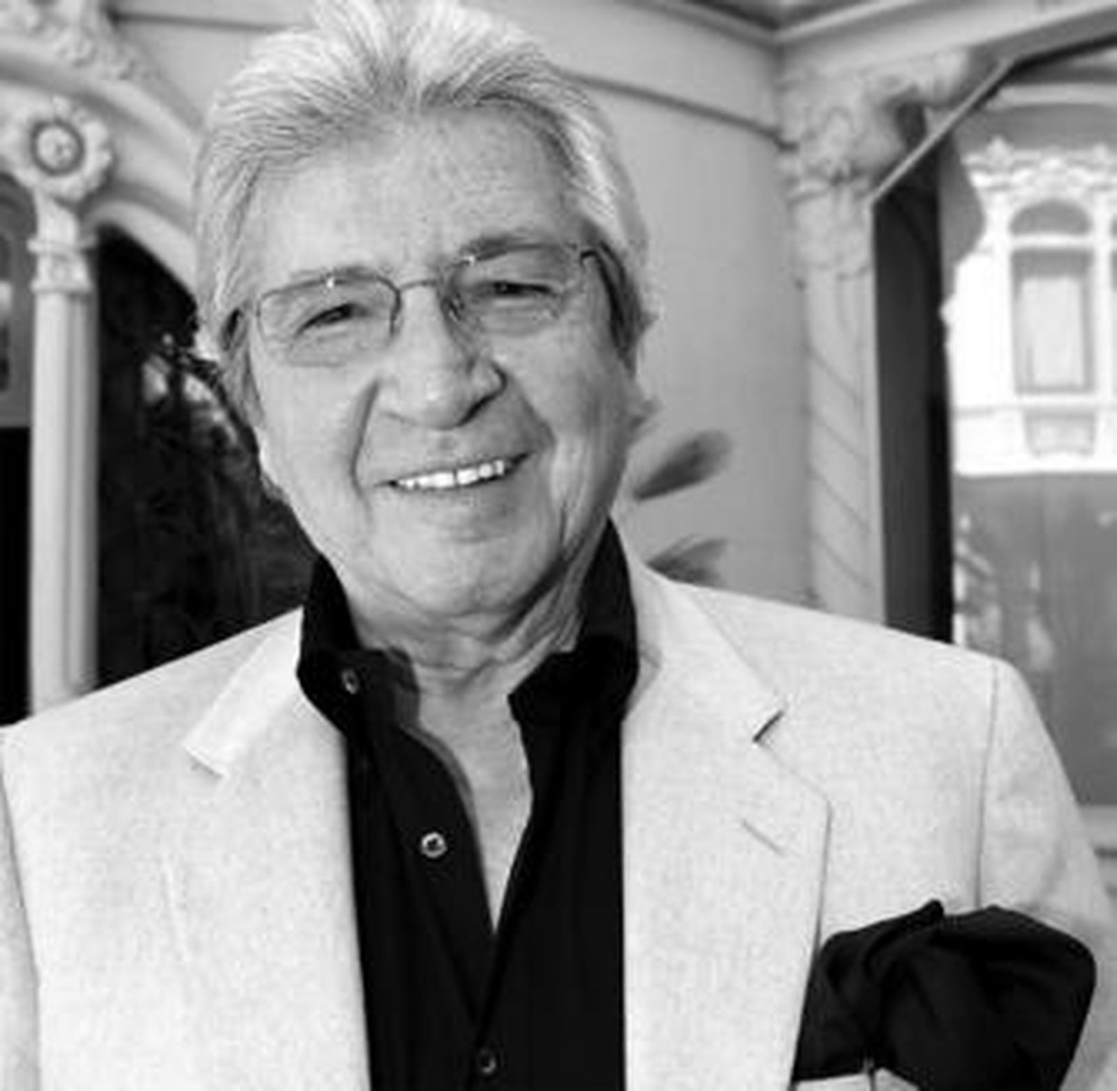 Imagen de Manuel Alejandro, ayer, después de conocer la noticia.