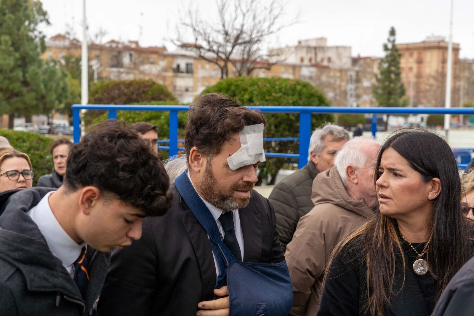 Fotografías del ambiente previo a la Misa funeral por las víctimas del accidente ferroviario