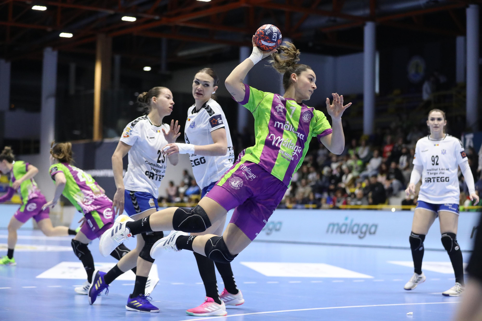 El Costa del Sol Málaga - Targu Jiu de la EHF European League, en fotos