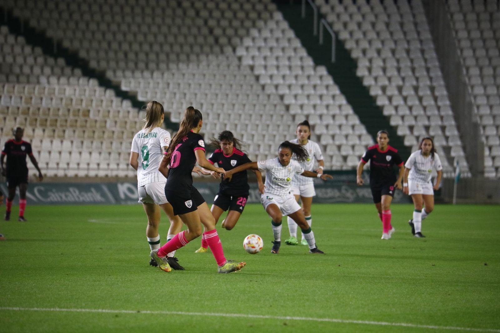 La derrota del Córdoba Femenino ante el Madrid CFF en la Copa de la Reina, en imágenes