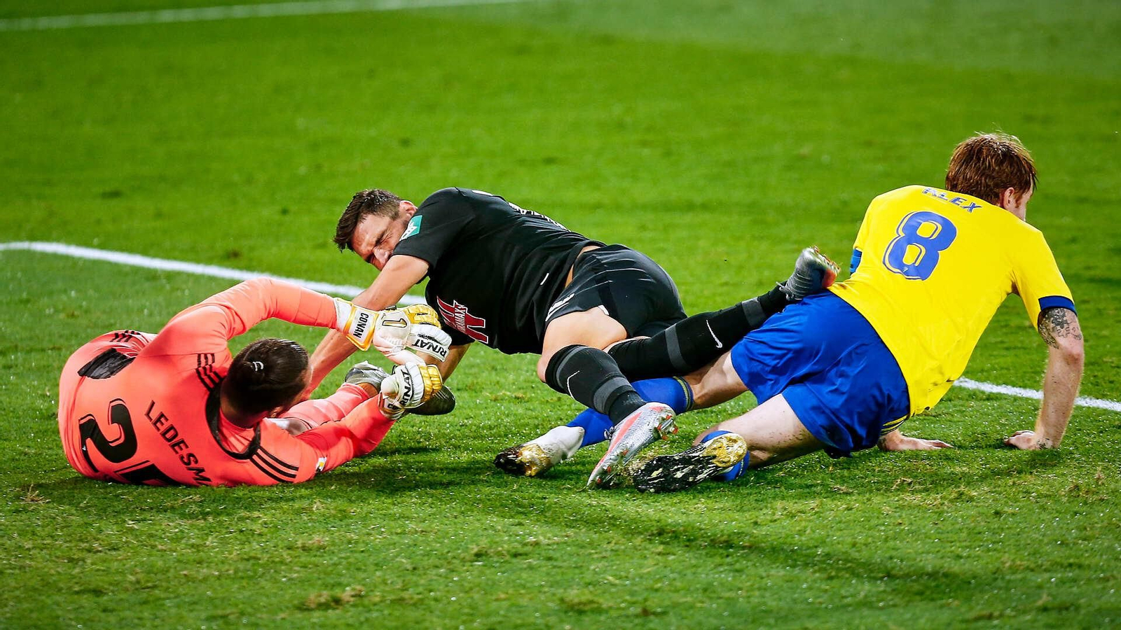 Partido de fútbol Cádiz CF - Granada Partido de fútbol Cádiz CF - Granada