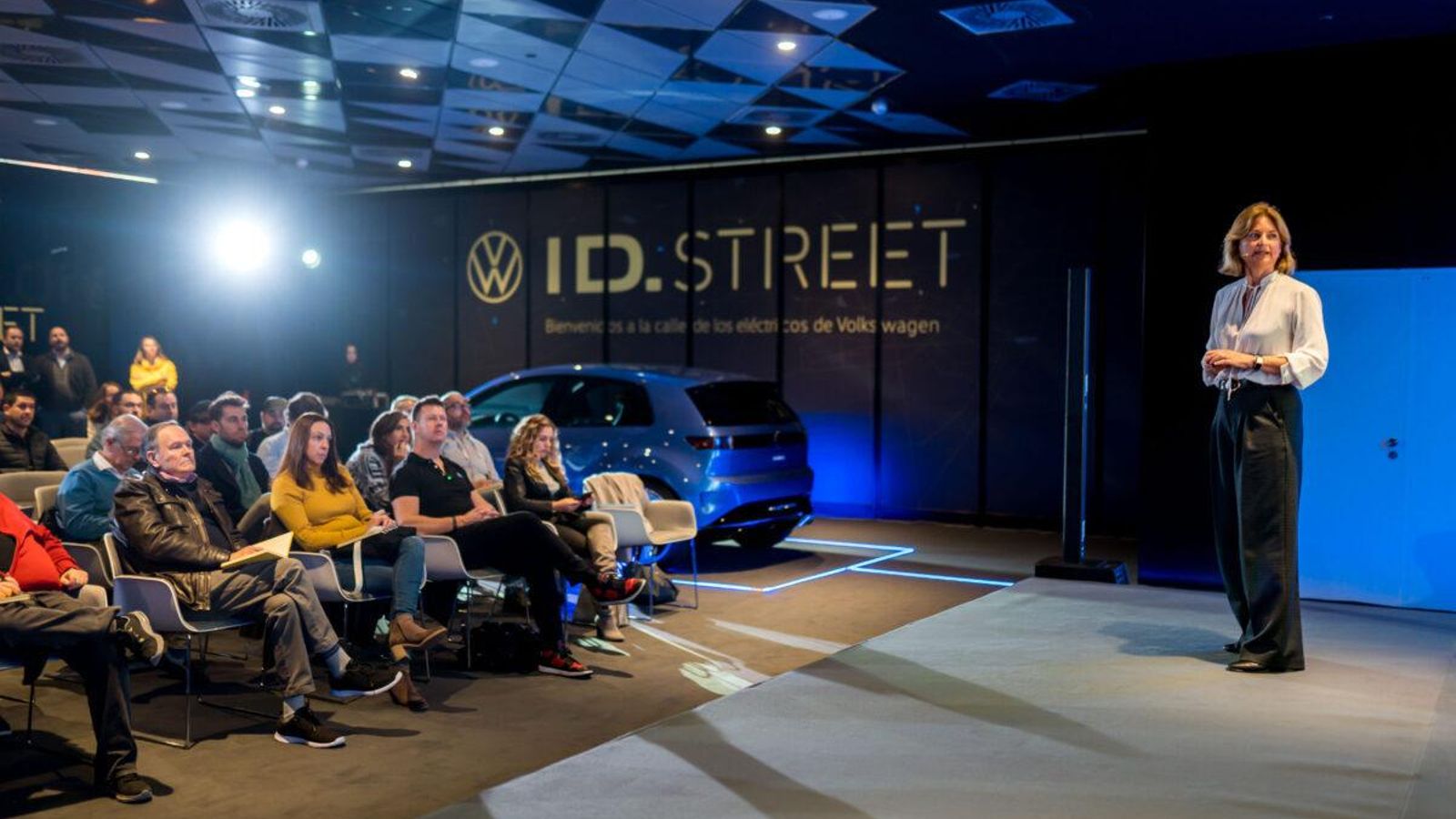 Laura Ros, directora general de Volkswagen en España, presentó la familia ID, incluyen el futuro utilitario ID.2.