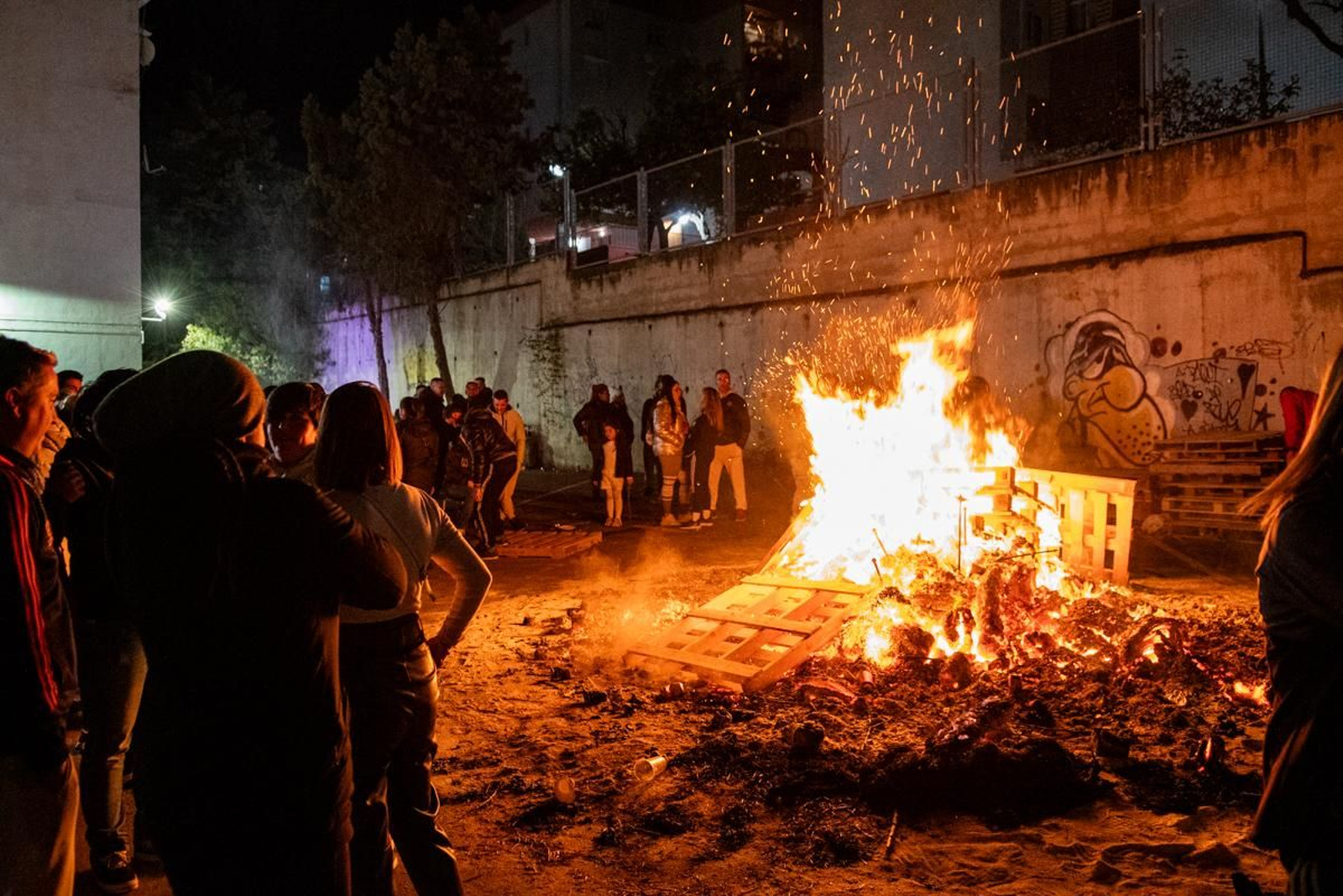 En imágenes: Armonía y convivencia alrededor del fuego por San Antón