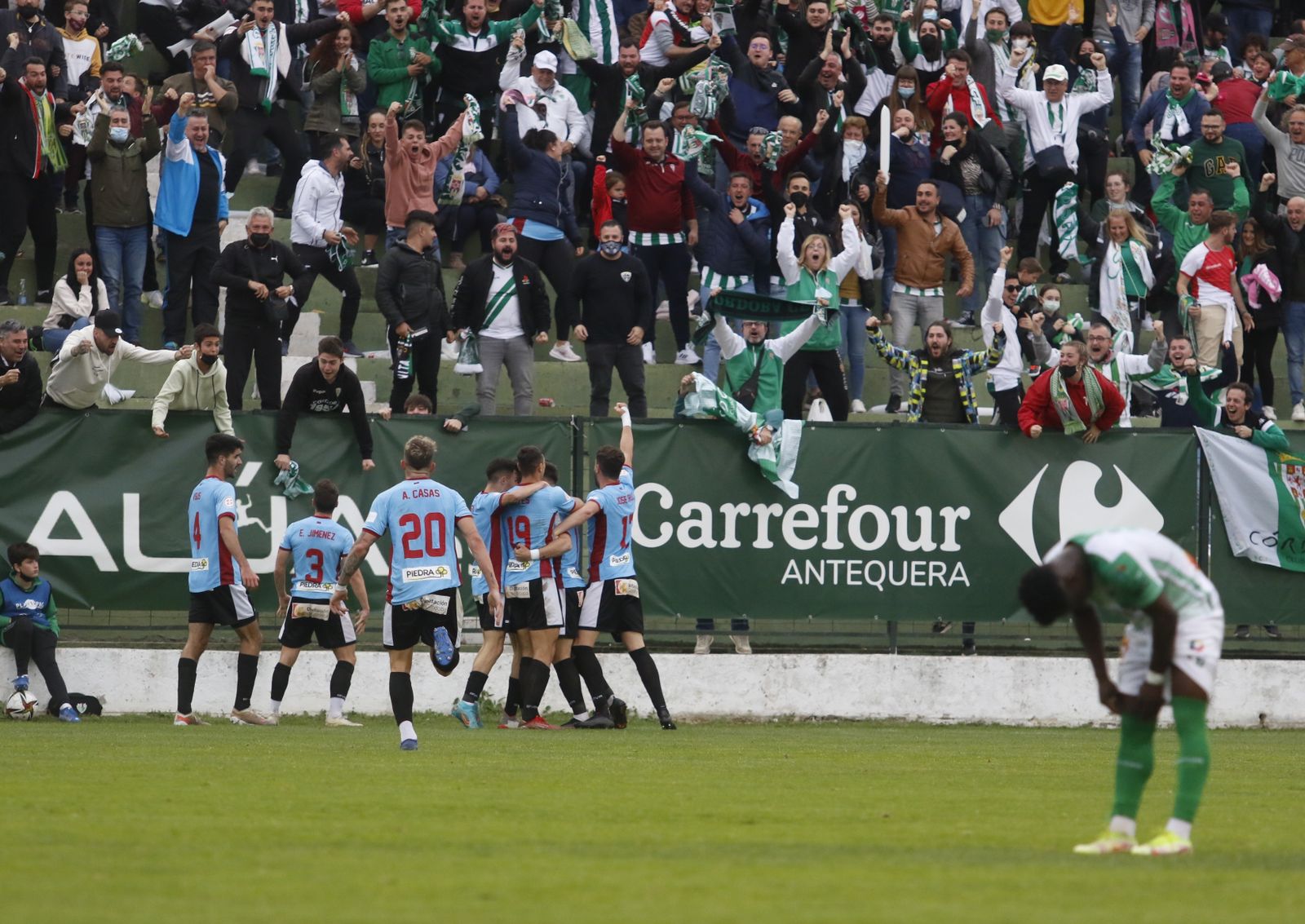 La victoria del Córdoba CF ante el Antequera, en imágenes