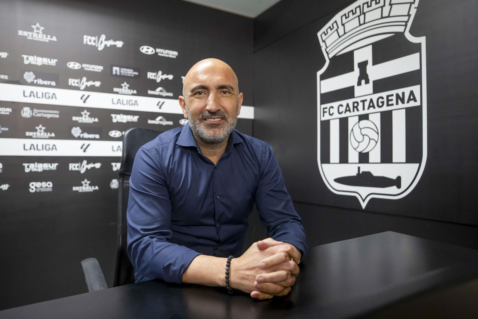 Abelardo, ya ex entrenador del Cartagena Abelardo, ya ex entrenador del Cartagena