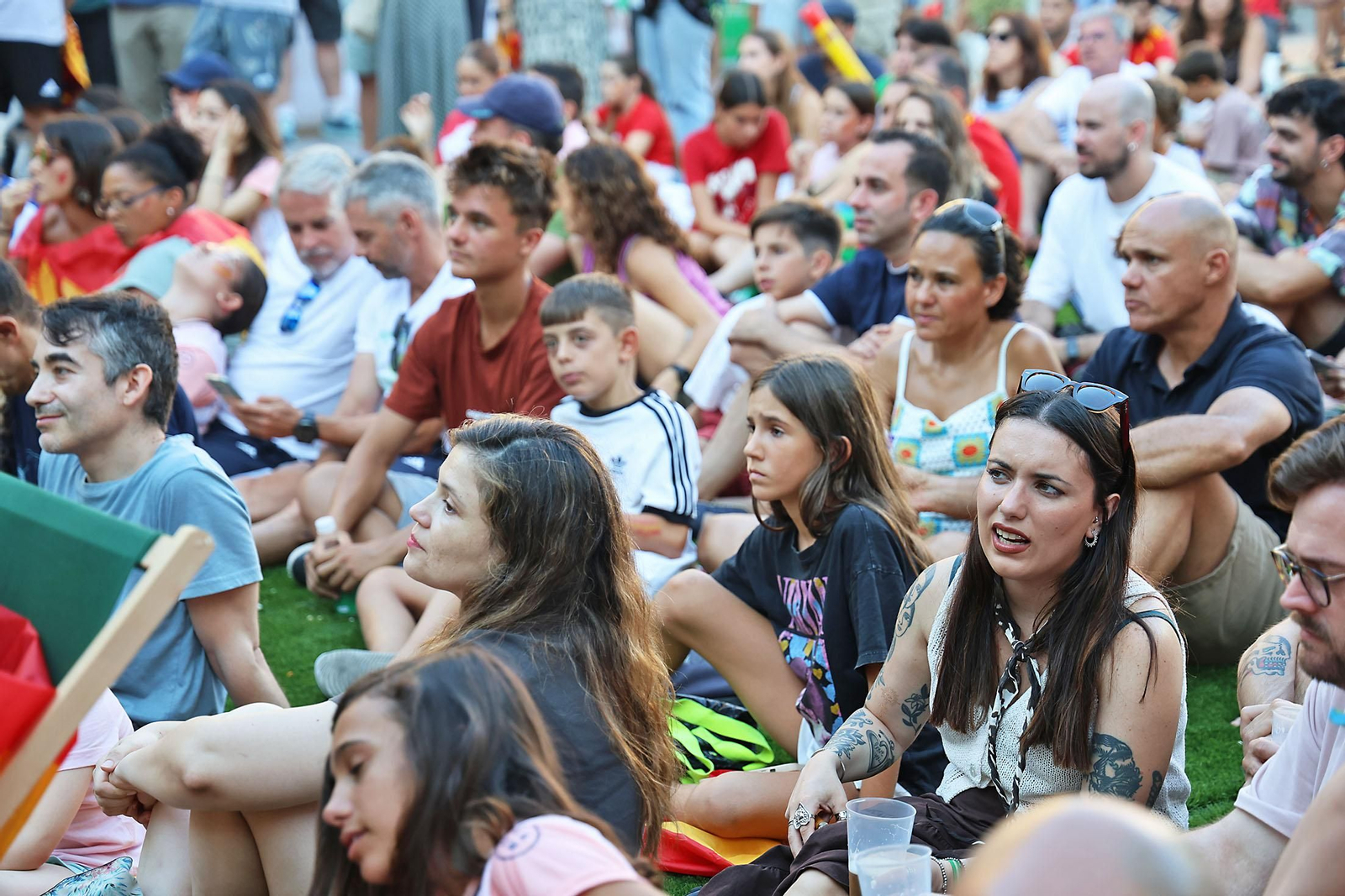 Imágenes de la Fan zone en Huelva de la Final de la Eurocopa entre Inglaterra y España Imágenes de la Fan zone en Huelva de la Final de la Eurocopa entre Inglaterra y España