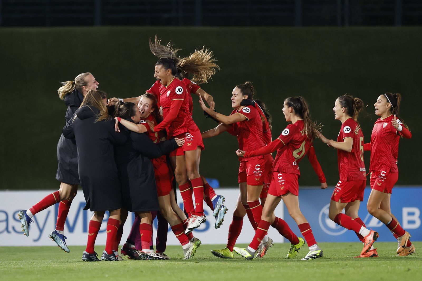 Las fotos del Real Madrid - Sevilla Femenino