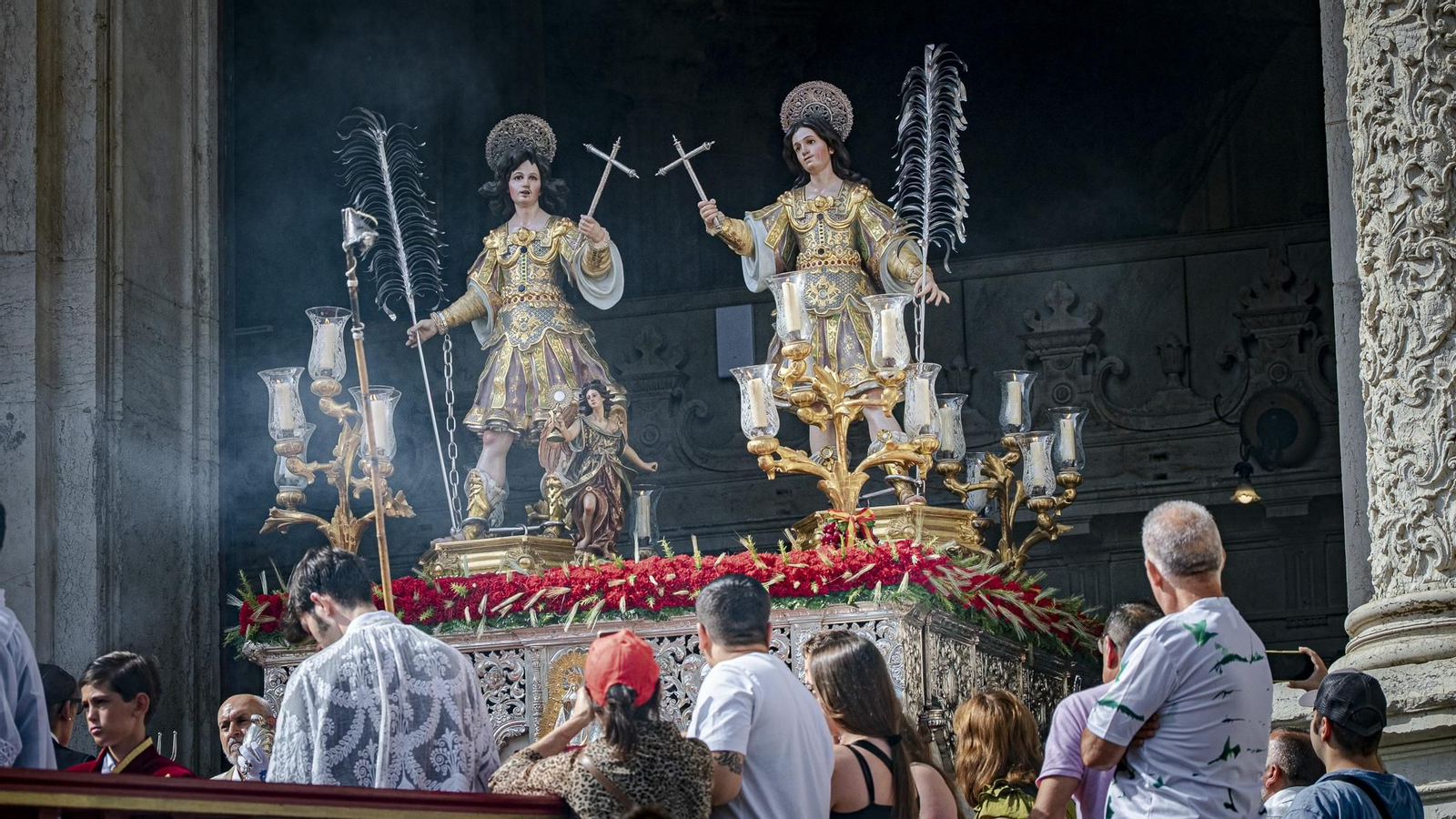 Búscate entre las imágenes del Domingo de Corpus en Cádiz