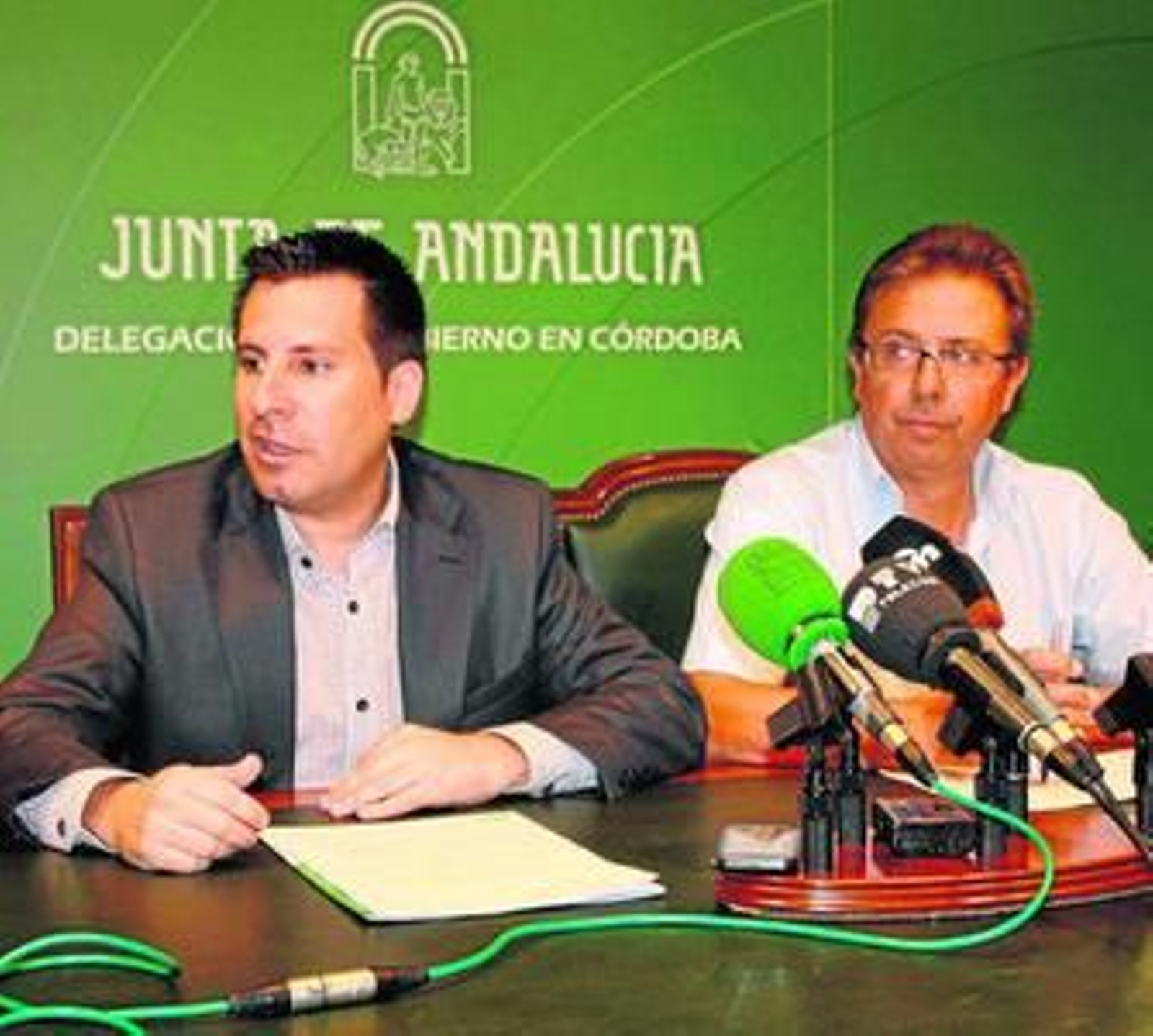 José Ignacio Expósito y Manuel Ángel López en la presentación del balance en la delegación.