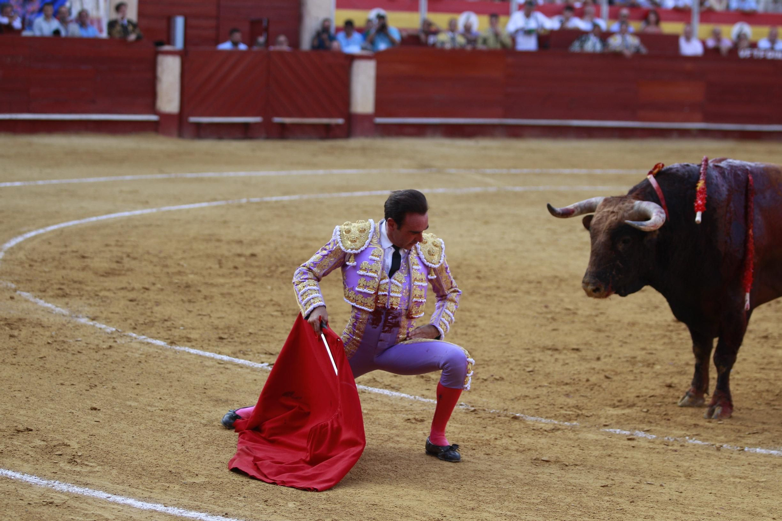 La despedida del torero Enrique Ponce de la Feria de Almería 2024, en imágenes