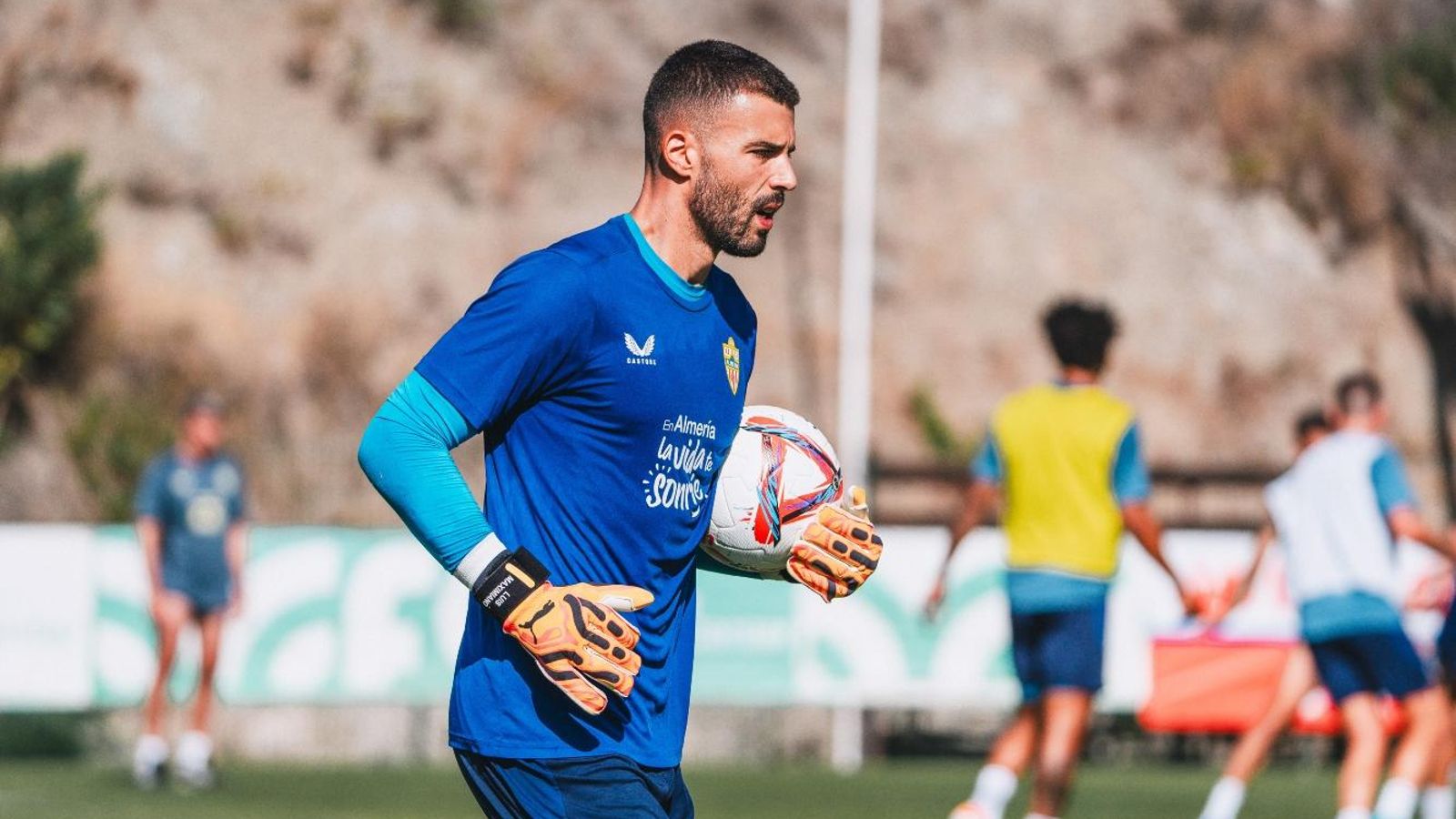 Luis Maximiano estará disponible para el debut liguero.