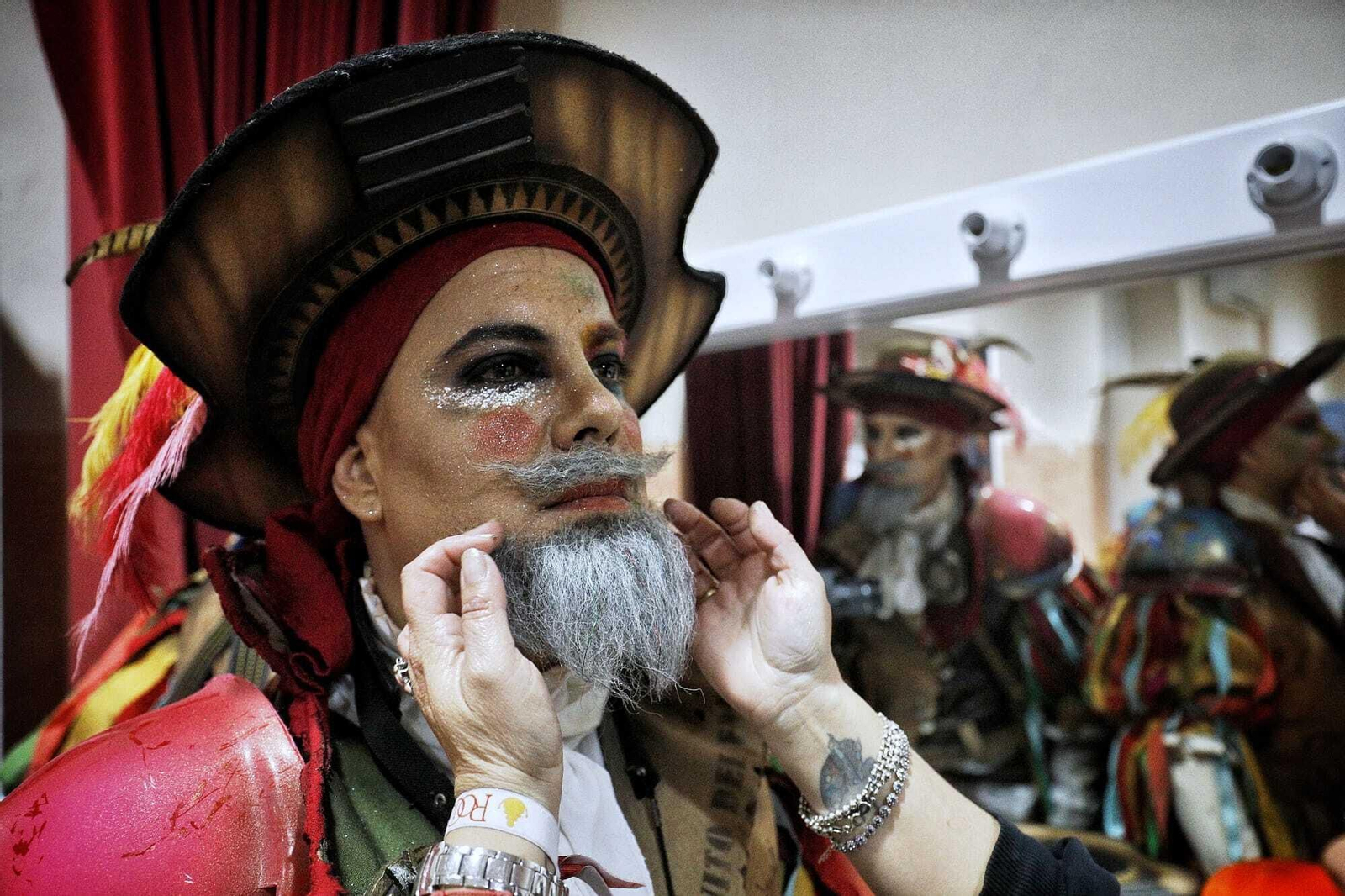 Comparsa 'Caminito del Falla en camerinos