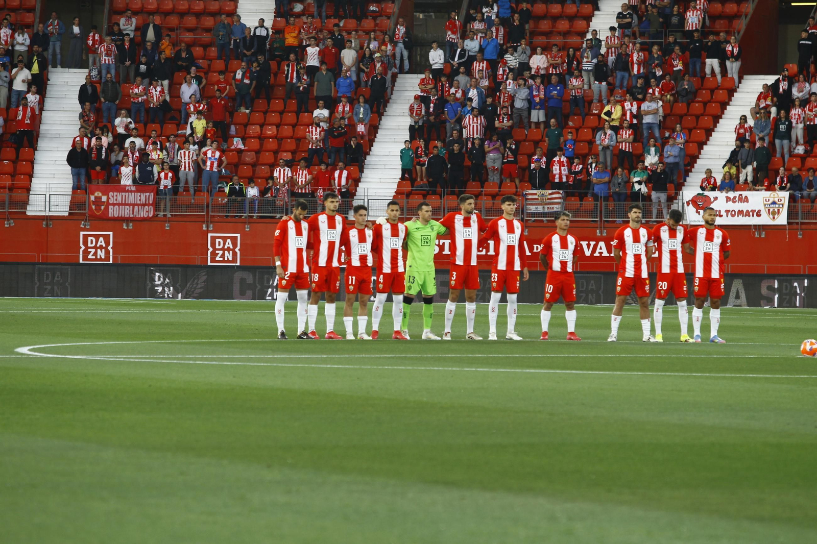 U.D. Almería-Racing Club Ferrol, en imágenes