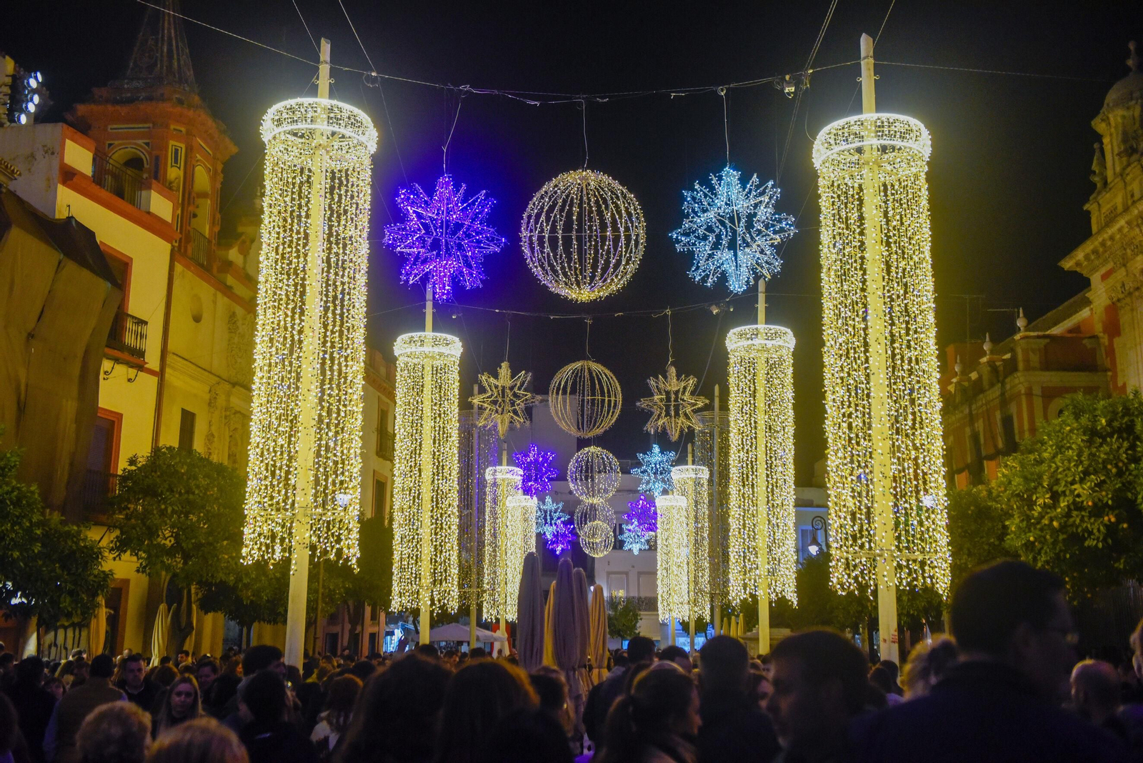 El Ayuntamiento de Sevilla activa la segunda fase del plan de tráfico de Navidad