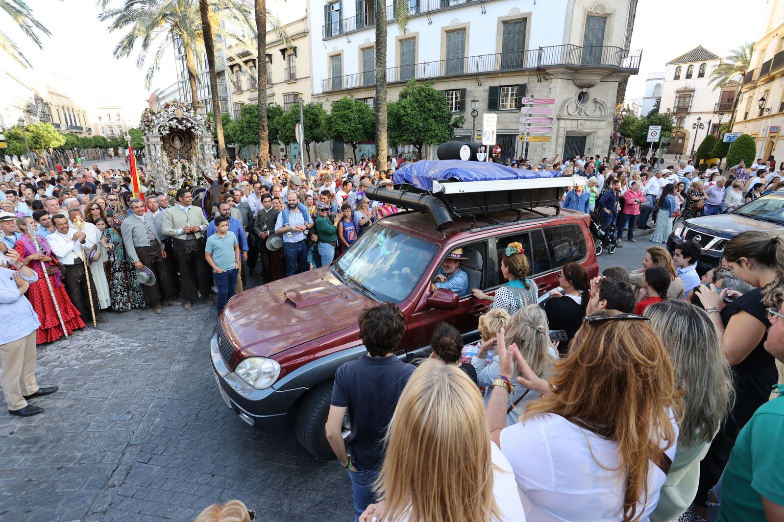 Llegada de la Hermandad del Rocío de Jerez a Santo Domingo
