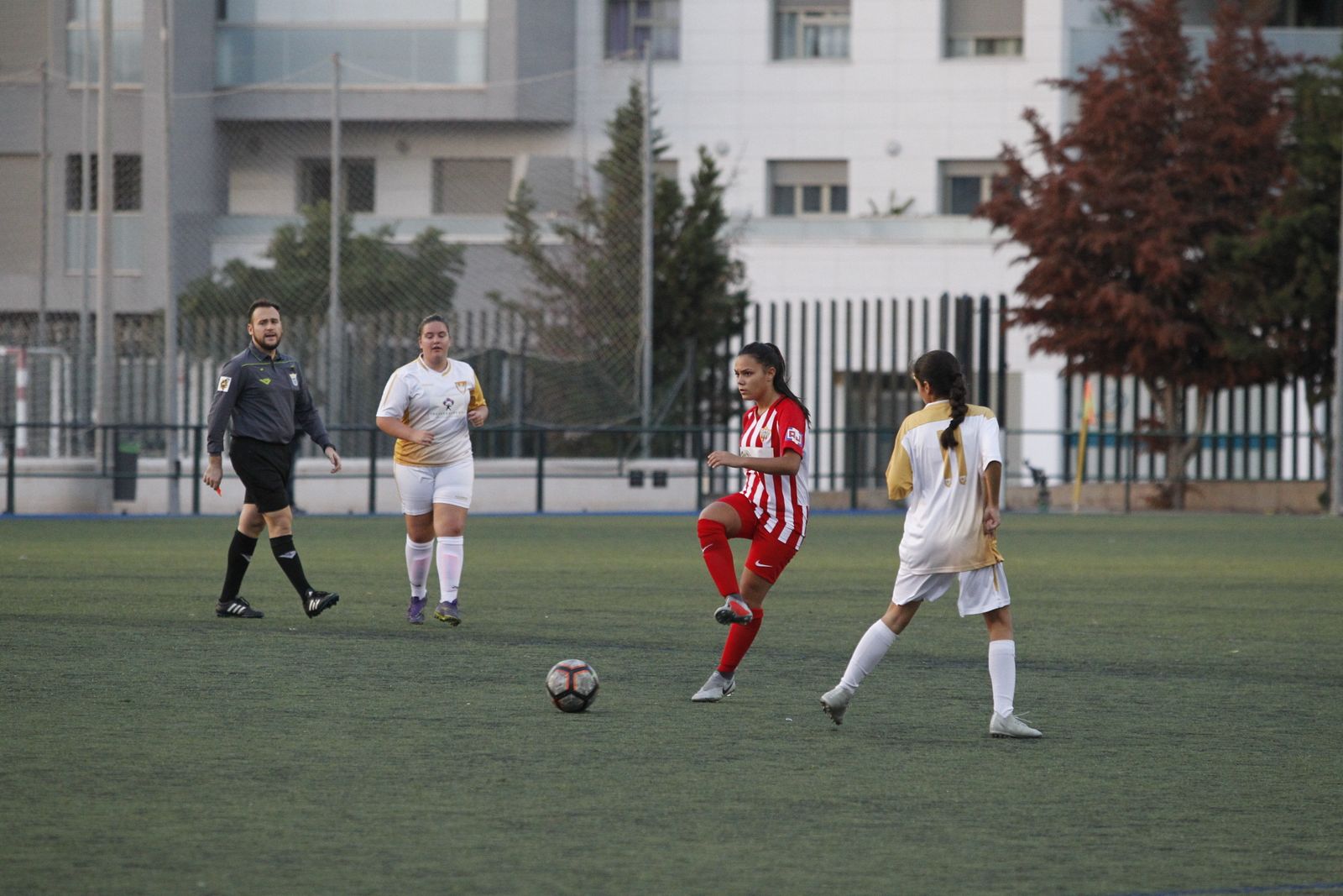 La UD Almería cumple el guión ante el colista.