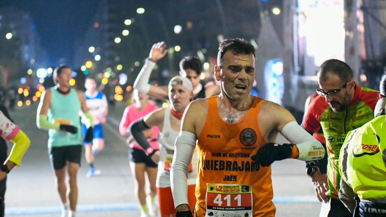 En imágenes: búscate en tu llegada a meta de la Carrera de San Antón 2025 (2)