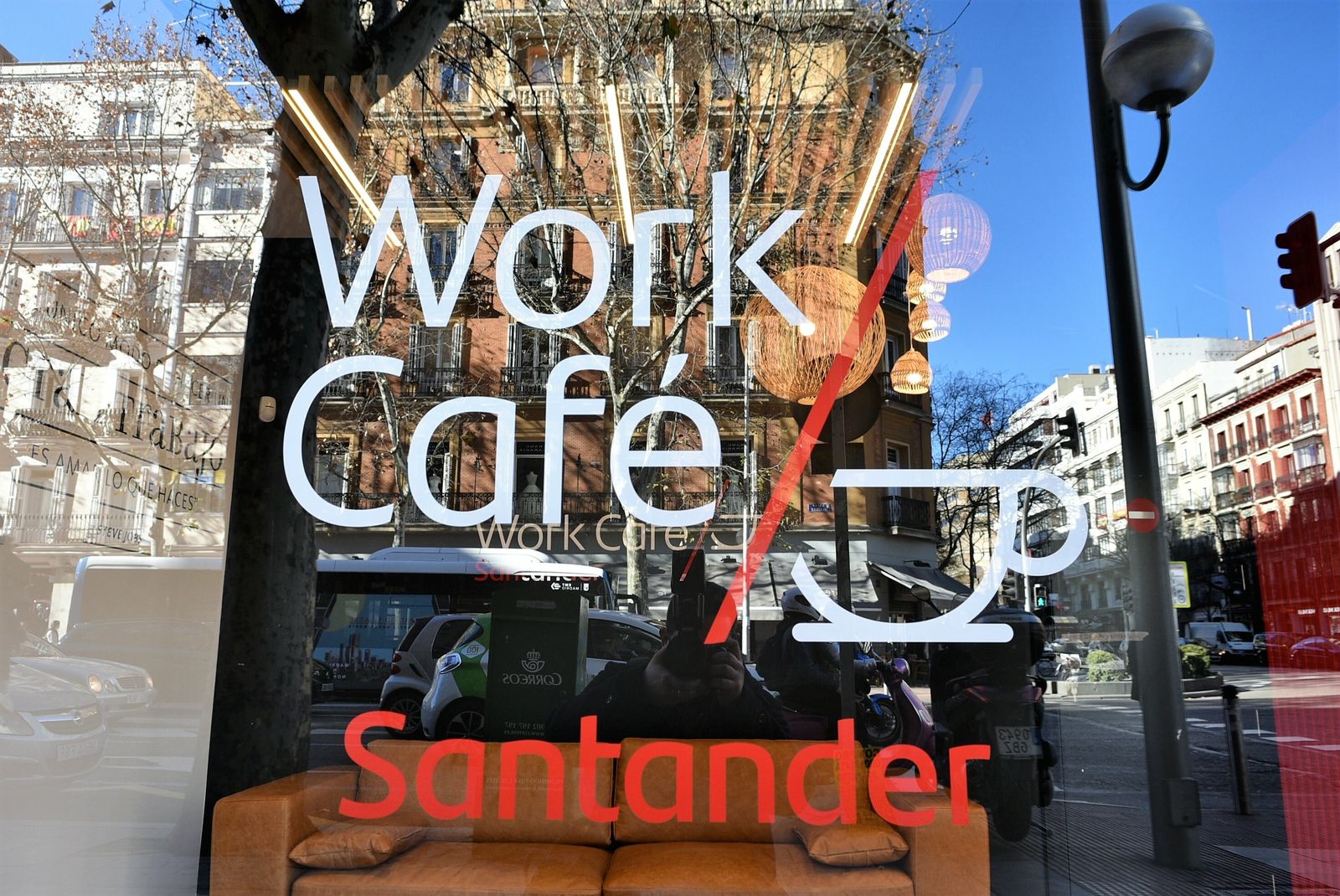 Imagen que identifica los Work Café de Madrid.