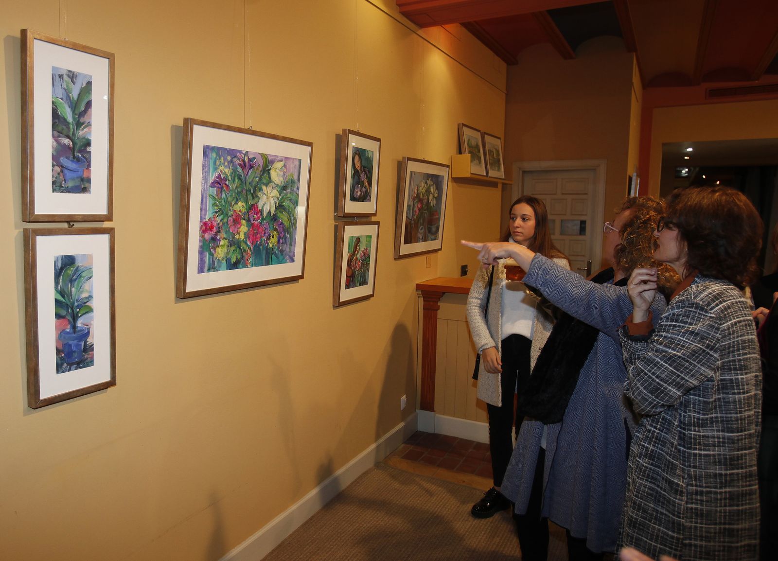 EXPOSICION DE MARITA RUFINO, LAYLA HALCON Y PATRICIA RUIZ SORIANO