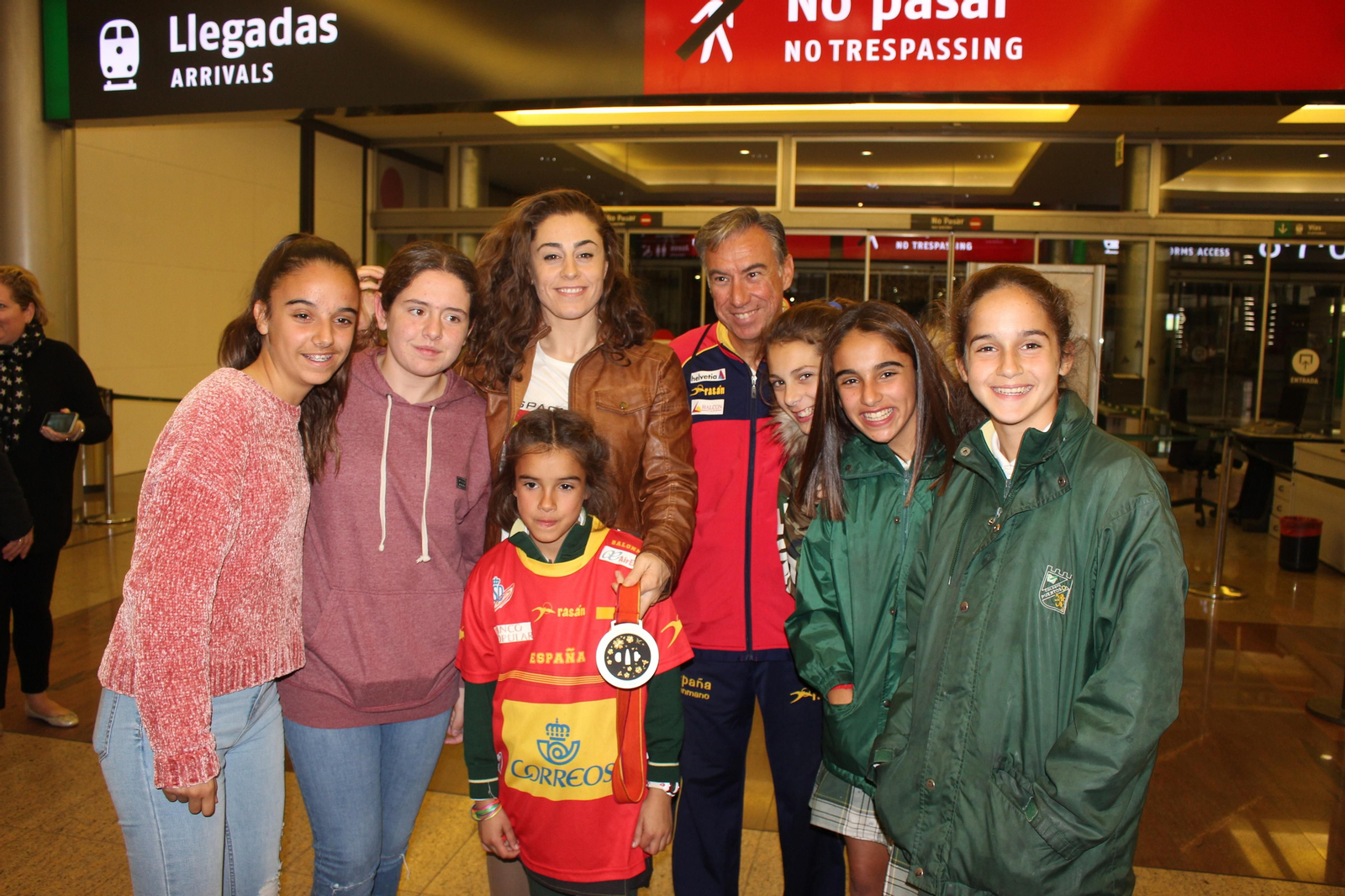 La llegada de Sole y Marta López a Málaga, en fotos