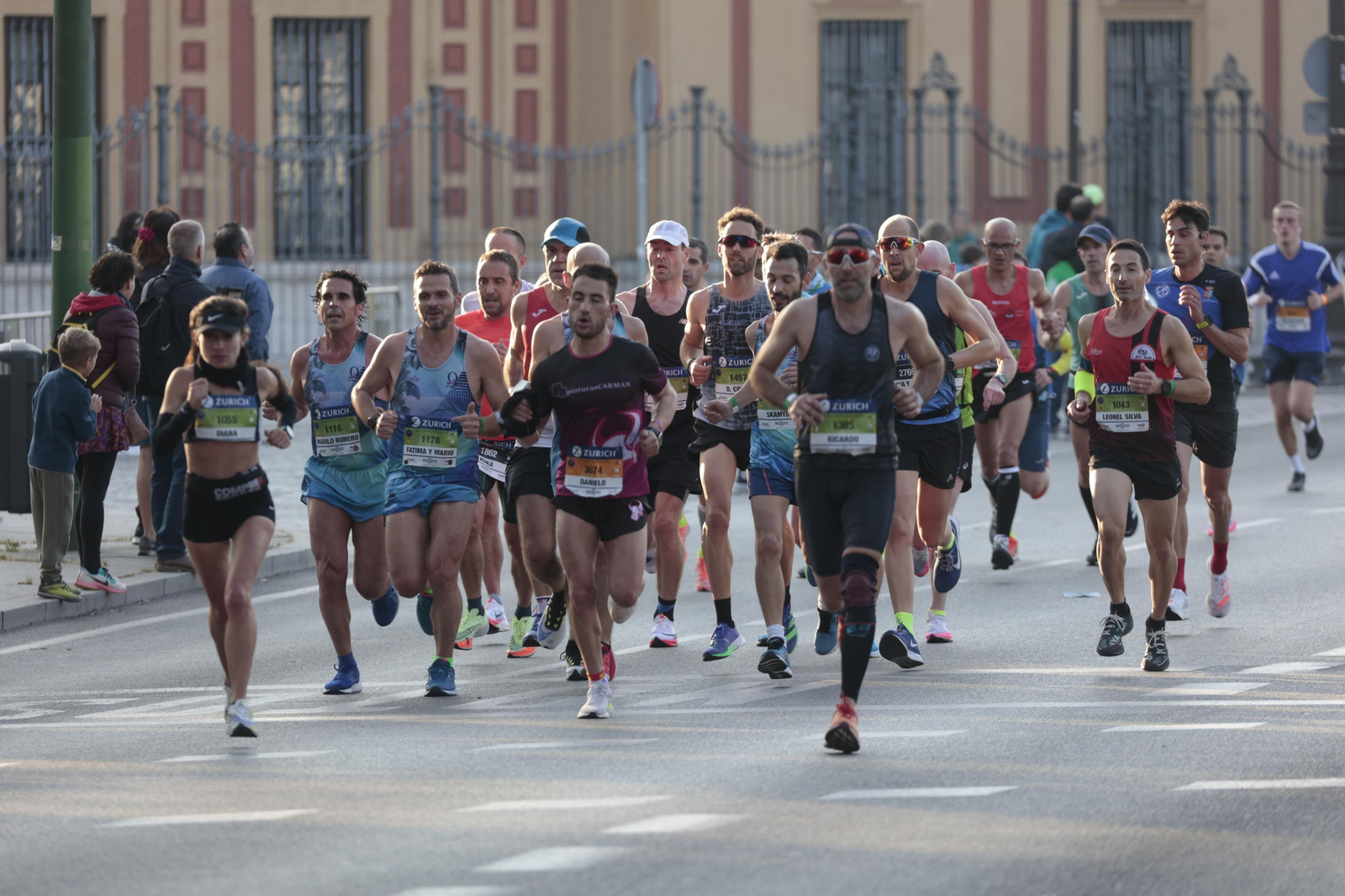 Las imágenes de la Maratón de Sevilla 2022 (11)