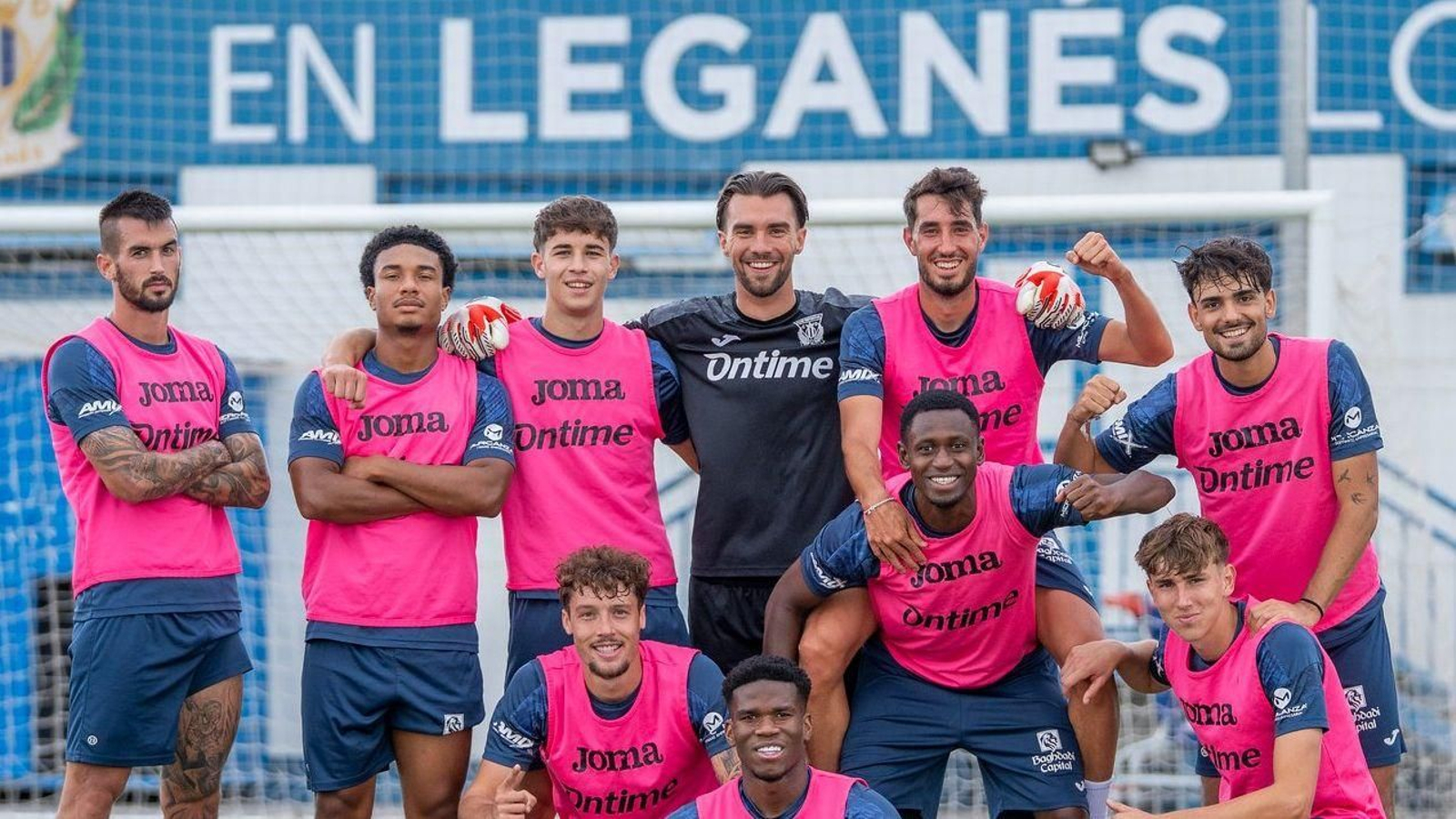 Algunos de los futbolistas pepineros en un entreno reciente