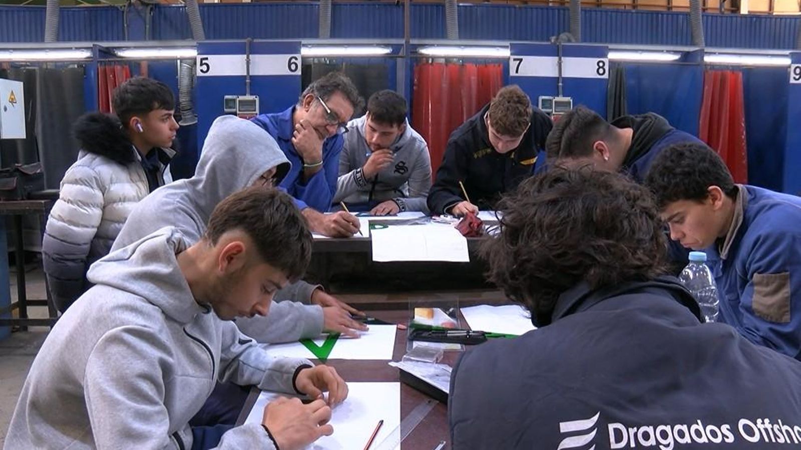 Alumnos de FP en el IES Virgen del Carmen.