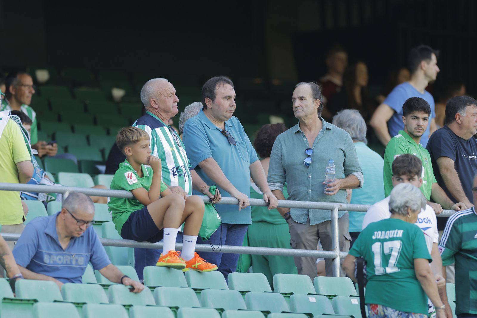 Búscate en la fotos del Betis-Sparta